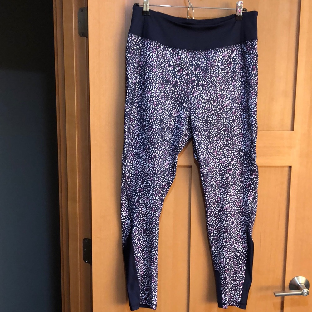 NWT PGA tour golf leggings